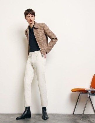 Comment porter une veste à carreaux beige au printemps