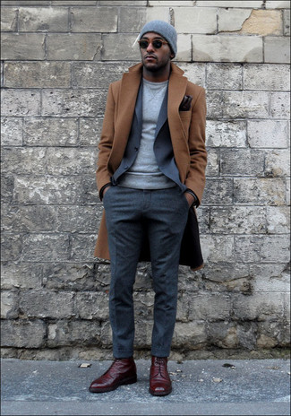 Comment porter un manteau beige pour un style elégantes quand il fait froid
