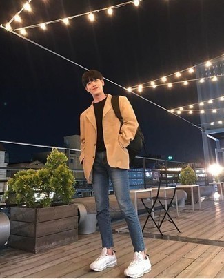 Comment porter une veste en coton beige en été à l'adolescence