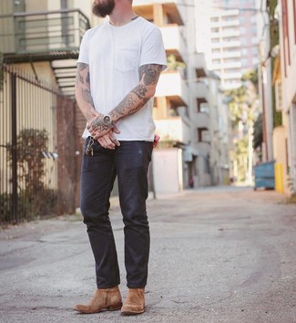 Comment porter des bottes western beiges