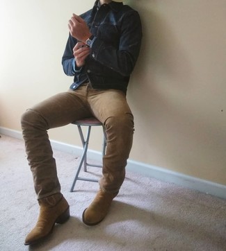 Comment porter des bottes western beiges