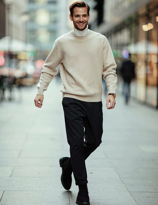 Comment porter un pull à col rond beige