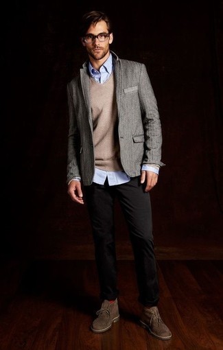 Comment porter un pull à col rond beige