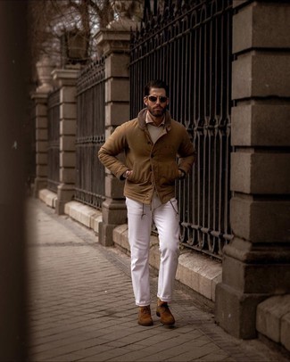 Comment porter un pull à col rond beige