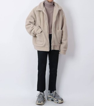 Comment porter une veste-chemise en polaire beige