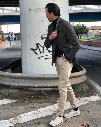 Un blazer à porter avec un jean beige