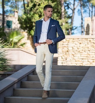 Un blazer à porter avec un jean beige