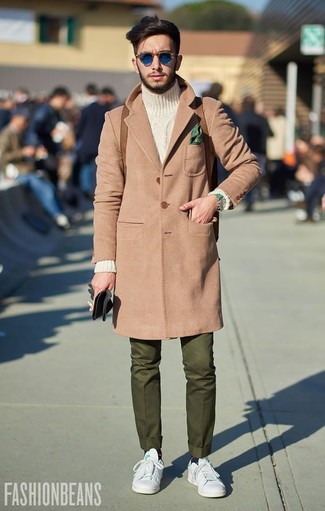 Comment porter un pull en tricot beige