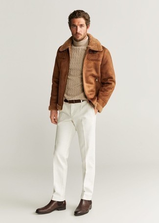 Comment porter un pull en tricot beige quand il fait froid