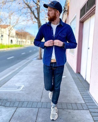 Comment porter une ceinture en cuir beige à 30 ans