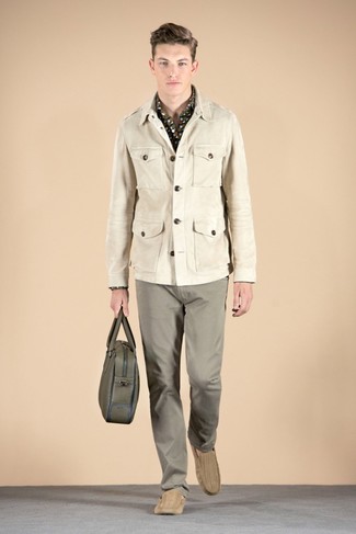 Comment porter un veste militaire beige