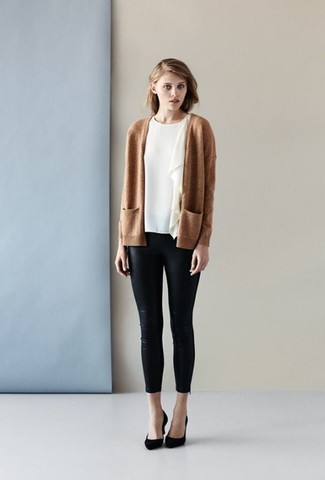 Comment porter un gilet beige pour un style chic decontractés au printemps