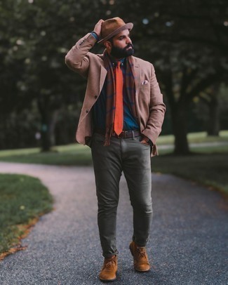 Comment porter un blazer en laine écossais beige