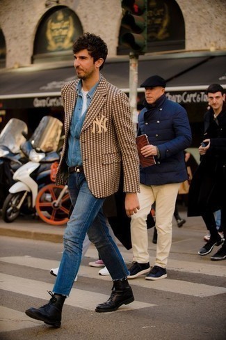 Comment porter une veste imprimée beige