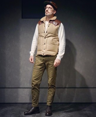 Comment porter une veste matelassée beige pour un style decontractés au printemps