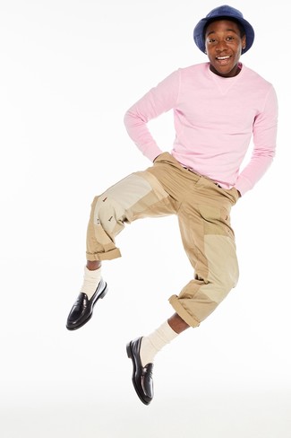 Comment porter des chaussettes beiges au printemps