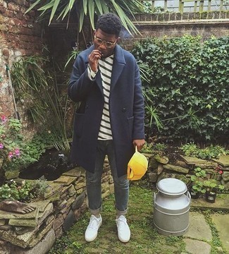 Comment porter des chaussettes beiges pour un style decontractés quand il fait froid