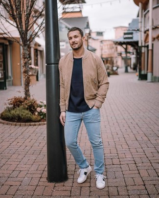 Comment porter une veste en daim beige