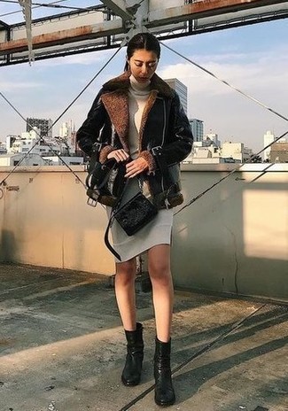 Comment porter une robe-pull beige