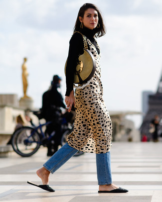 Comment porter une robe débardeur beige