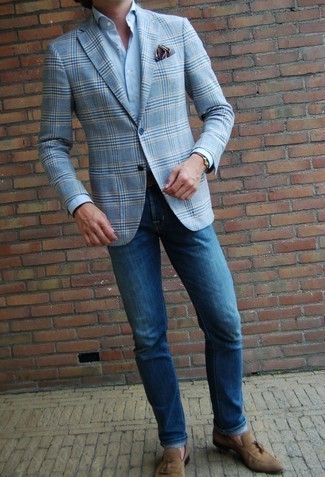 Une chemise de ville à porter avec des mocassins à pampilles beiges