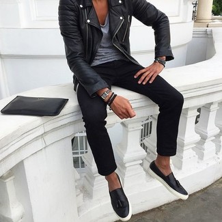 Comment porter une veste motard pour un style chic decontractés