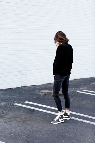 Comment porter des baskets montantes noires et blanches