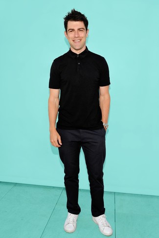 Comment porter un polo noir et blanc