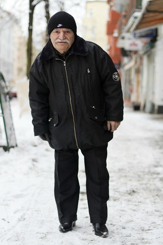 Comment porter un bonnet noir après 60 ans