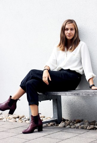 Comment porter un jean boyfriend noir