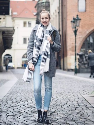 Comment porter un sac à dos en toile noir