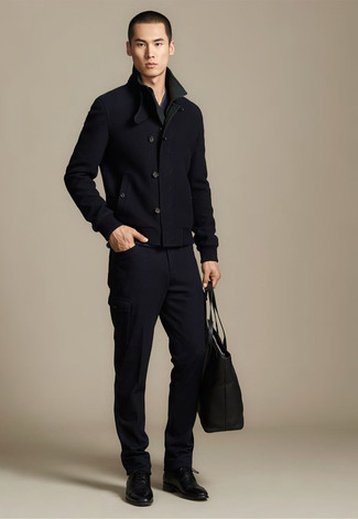 Comment porter un pantalon cargo noir
