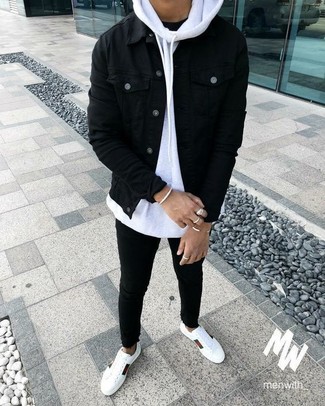 Comment porter une veste en jean noire