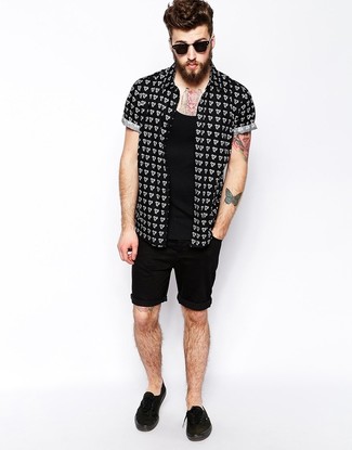 Comment porter un short en denim noir