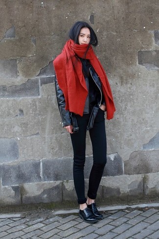 Comment porter une chemise de ville noire