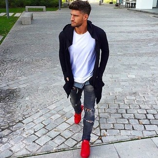 Comment porter un sweat à capuche noir