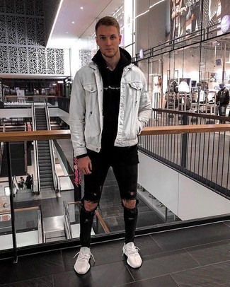 Comment porter un sweat à capuche noir au printemps