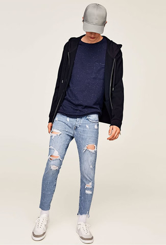 Comment porter un sweat à capuche noir au printemps