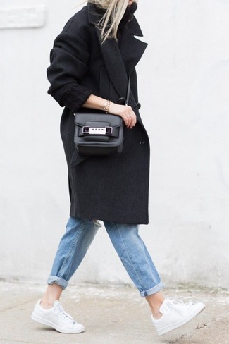 Comment porter un pull à col roulé en tricot noir
