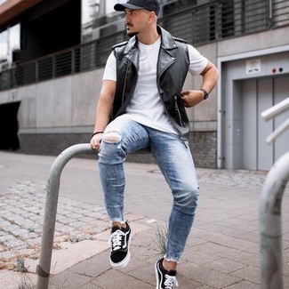 Comment porter une veste sans manches en cuir noire
