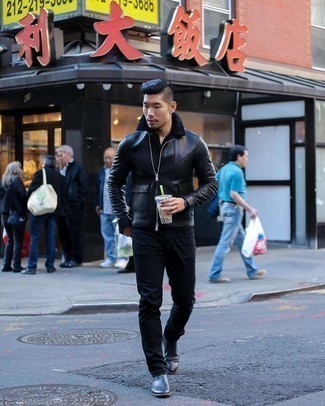 Comment porter une veste en cuir noire