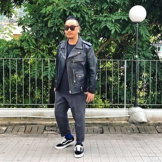 Comment porter une veste en cuir noire