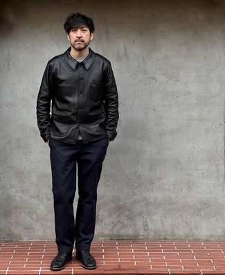 Comment porter une veste en cuir noire