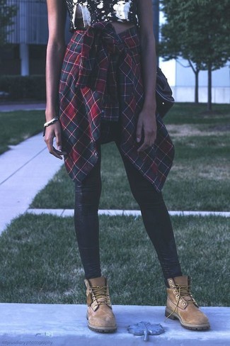 Comment porter des leggings noirs à 30 ans