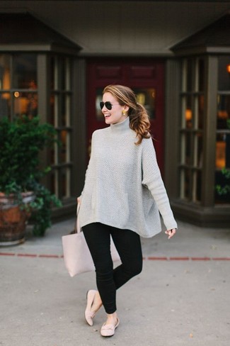 Comment porter des leggings noirs pour un style relax au printemps