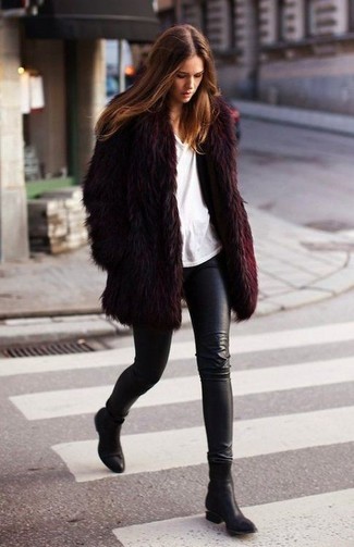 Comment porter des leggings noirs en hiver à 30 ans