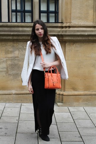 Comment porter une jupe longue noire