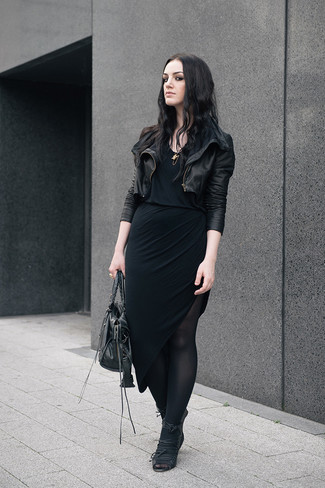 Comment porter une jupe longue noire