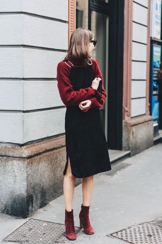 Comment porter une robe chasuble noire