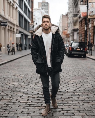 Un jean à porter avec une parka noire à 30 ans
